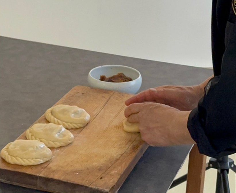 Mannadang Daemandugwa 만나당 대만두과